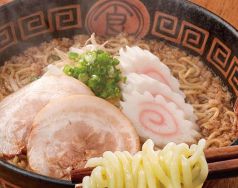 料理メニュー写真 本格醤油ラーメン炎