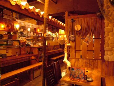 ナンクルナイサ 銀座店の雰囲気1