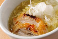 料理メニュー写真&nbsp;鶏ラーメン（ハーフサイズ）