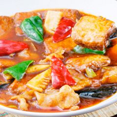 料理メニュー写真 揚げ豆腐の家庭風辛子煮