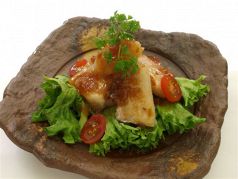 料理メニュー写真&nbsp;山芋のサクサク揚げ/昭和のハムカツ/豆冨と茄子のあげだし/ちくわ納豆の磯部揚げ