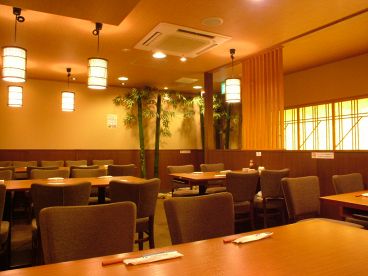沼津 魚がし鮨 メイワン浜松店の雰囲気1