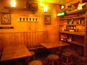 ザ リフィー タヴァーン The Liffey Tavernの雰囲気1