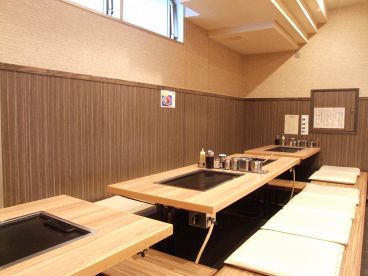 紋 居酒屋の雰囲気1
