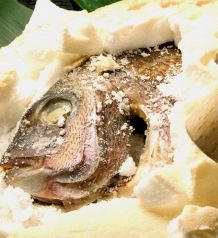 料理メニュー写真&nbsp;【潮家名物】鯛の塩釜焼き