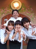 みんな笑顔でおもてなし！