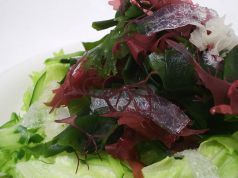 料理メニュー写真 海藻サラダ