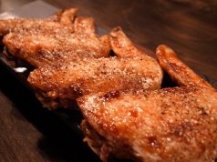 料理メニュー写真&nbsp;地頭鶏 手羽先塩焼（2本より）