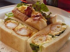 料理メニュー写真 【名古屋新名物】天然エビフライサンド