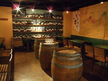 バール ワインズ Bar Wine'Zの雰囲気1