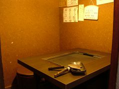 一階奥の「隠れ部屋」参名様用個室空間