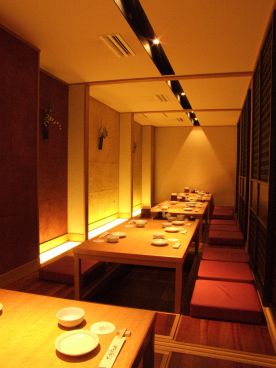 炭火焼と鍋料理 たちばな 梅田店の雰囲気1
