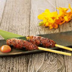 料理メニュー写真&nbsp;烏骨鶏の月見つくね（2本）