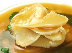 料理メニュー写真&nbsp;国内産フカヒレの姿煮と鮑のミルフィーユ仕立て