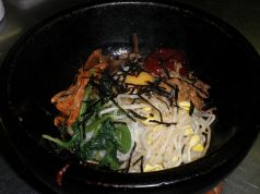 料理メニュー写真 石焼ビビンバ