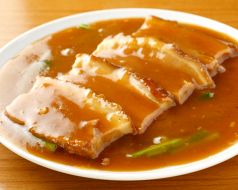 料理メニュー写真 豚バラ肉の角煮