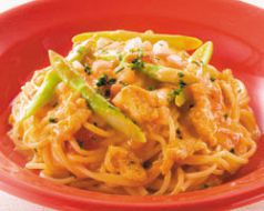 料理メニュー写真&nbsp;うに・アスパラのトマトクリーム