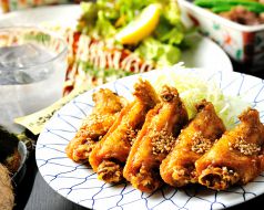 料理メニュー写真 名古屋名物 手羽先唐揚げ (1人前5本)