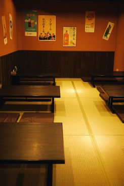 おもいで酒場 せい兵衛 馬場町店の雰囲気1