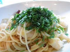 料理メニュー写真 小海老と青じそのペペロンチーノ