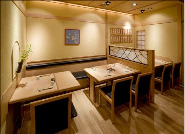 八かく庵 名古屋 JRセントラルタワーズ店の雰囲気1