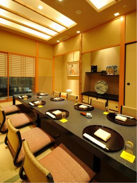 四季遊膳 えど 汐留シティセンターの雰囲気1