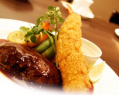 料理メニュー写真&nbsp;ハンバーグ＆大海老フライ