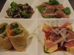 料理メニュー写真 アドリブ アンティパストプレート
