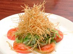 料理メニュー写真 じゃが芋のパリパリサラダ S
