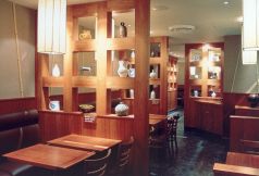 とんかつ和幸 デックス東京ビーチ台場店の雰囲気1