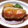 料理メニュー写真 とろけるチーズとトマトのビーフハンバーグカツレツ