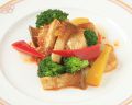 料理メニュー写真&nbsp;鮮ホタテ・色野菜の自家製XO醤辛子炒め