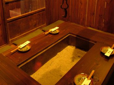 弥吾 やご 和風鉄板焼 串カツの雰囲気1