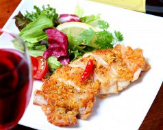 料理メニュー写真&nbsp;若鶏の悪魔風　-Ppllp alla diavolo-　/　若鶏の狩人風　-Pollo alla cacciatora-
