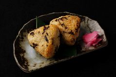 料理メニュー写真&nbsp;塩コンブの焼きおにぎり