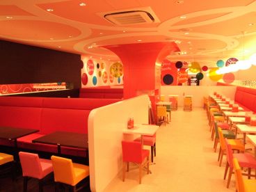 スイーツパラダイス SWEETS PARADISE 丸井大宮店の雰囲気1