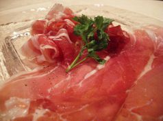 料理メニュー写真&nbsp;イタリア産　生ハムの盛り合わせ
