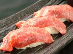 黒毛和牛にぎり寿司（3貫）