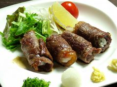 料理メニュー写真&nbsp;牛むすび～甘辛醤油仕立て～