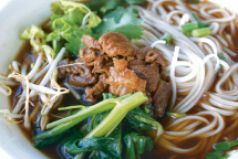 料理メニュー写真 牛すじ煮込み汁ビーフン