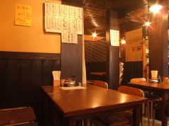 鷹番ゴールデン酒場の雰囲気1