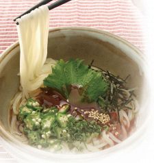 料理メニュー写真&nbsp;冷やしぶっかけ梅うどん