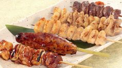 料理メニュー写真 おまかせ焼鳥盛合せ(五本)
