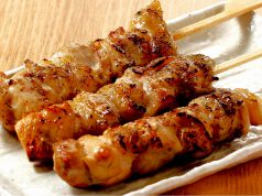 料理メニュー写真&nbsp;鶏もも串（3本）（タレ・塩）