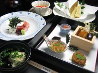 銀座ランチ昼懐石 1980円