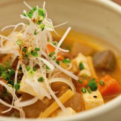 料理メニュー写真 自家製もつ煮込み