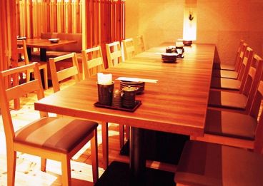 素材屋 八重洲店の雰囲気1