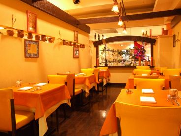トラットリア アガペ Trattoria agape 渋谷東急東横店の雰囲気1