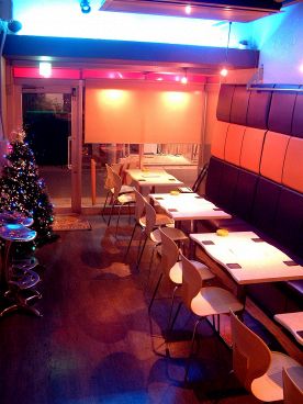 ツードックス ダイニング TWO DOGS DININGの雰囲気1