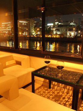 堂島リバーサイドキューブ Dojima Riverside Cubeの雰囲気1